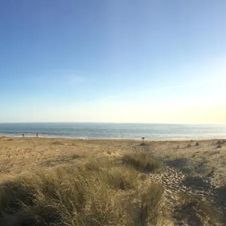 Semesterbostad La Faute Sur Maison De Famille 20m Des Plages *